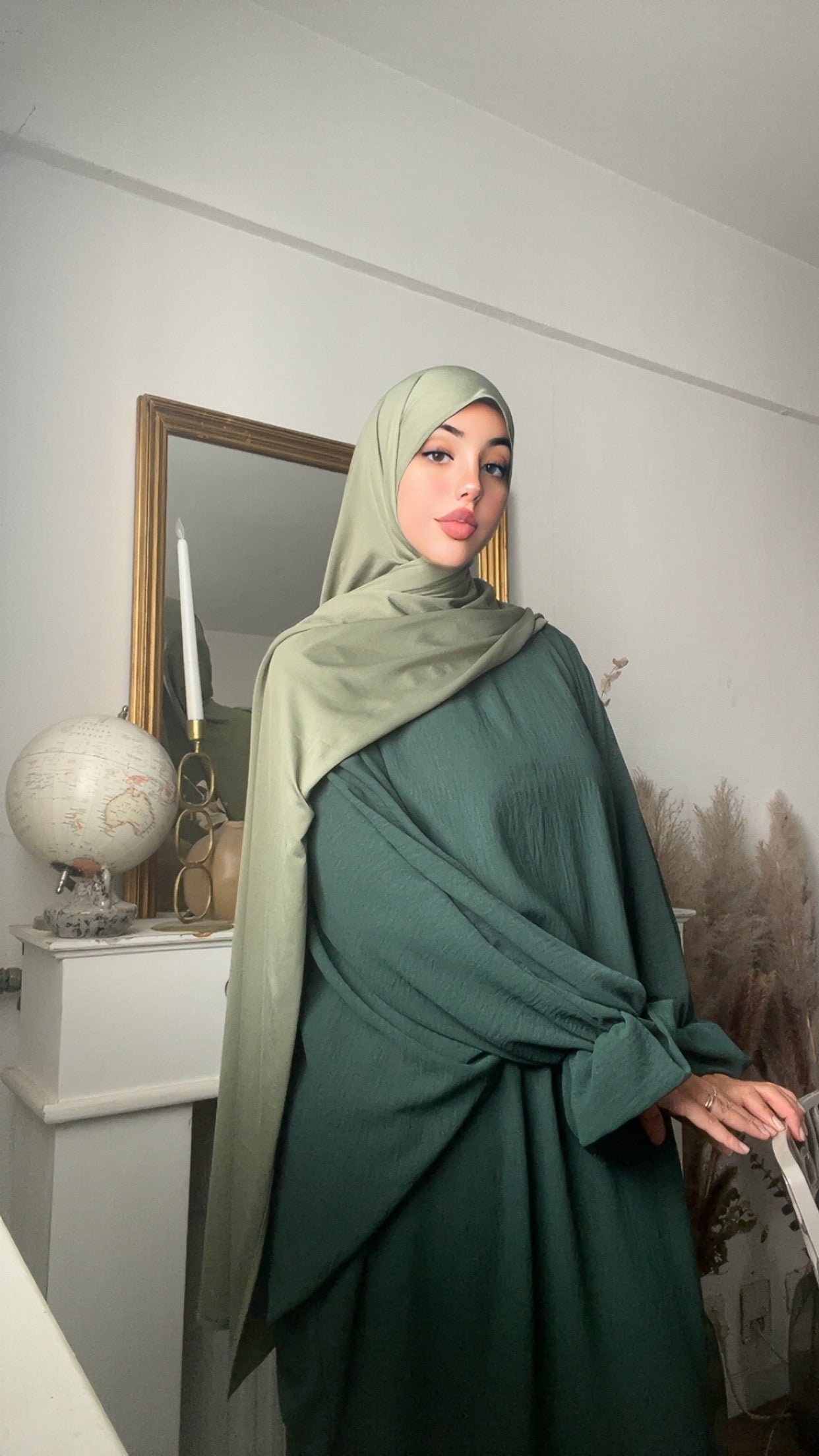 Abaya Farasha avec manches Tulipe
