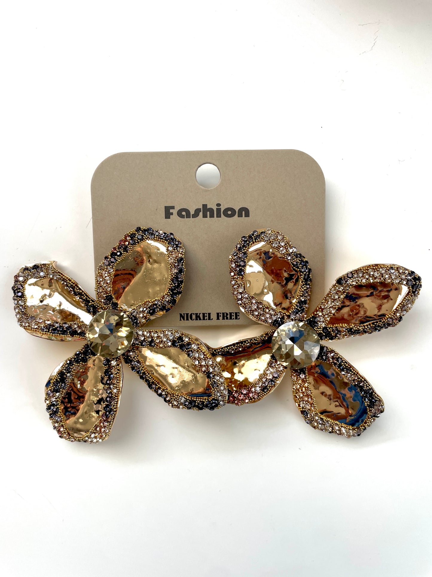 Boucles d’Oreilles Élégantes Dorées – Collection Premium Maalyka